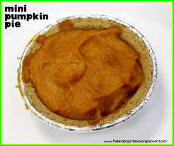 mini pumpkin pie